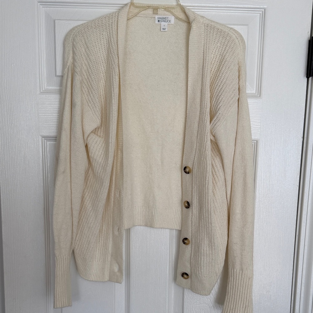 Market & Spruce Cream Button-Up Cardigan